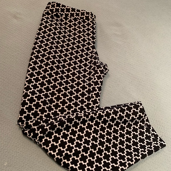 White House Black Market Pants - Cropped pants White House Black Market Pants - Cropped pants